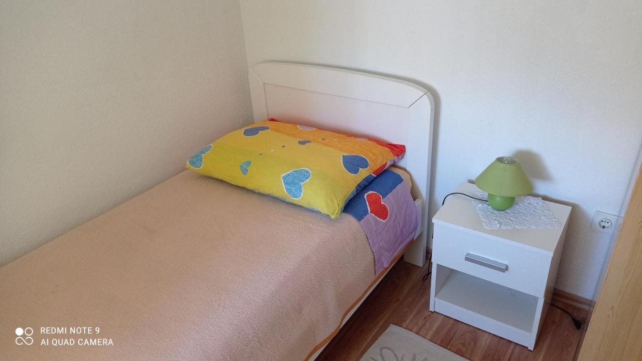 Holiday Home Marija Vrlika Exterior photo