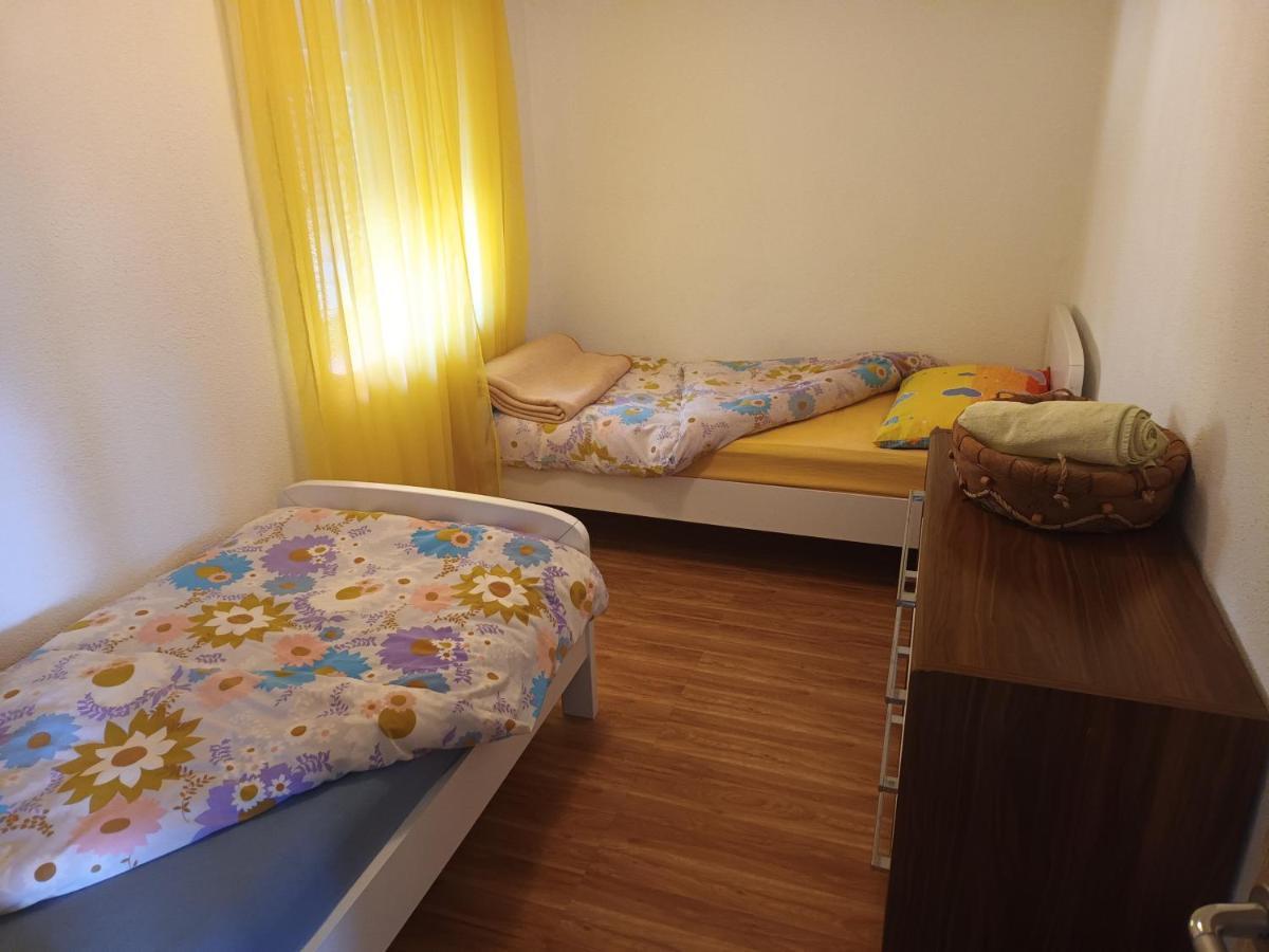 Holiday Home Marija Vrlika Exterior photo